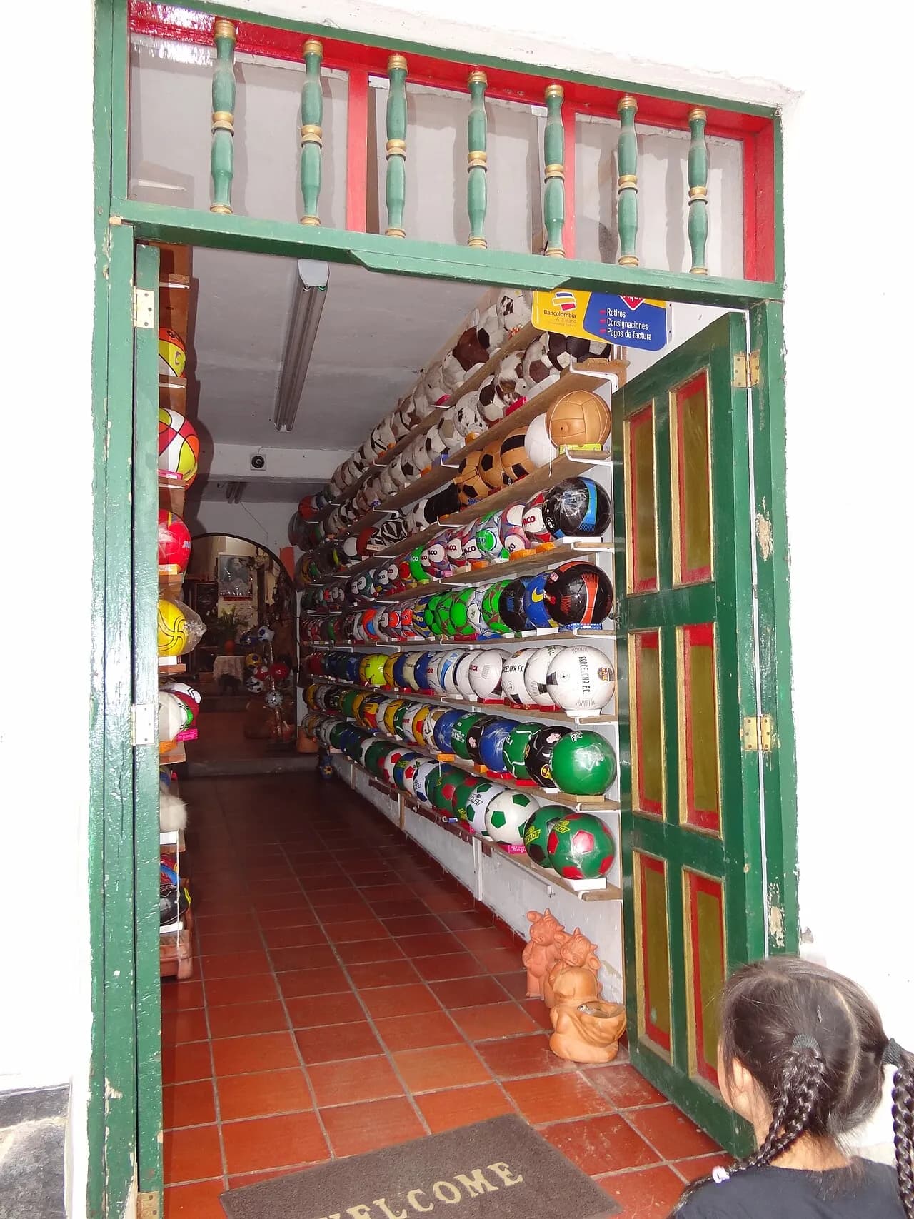 Escultura de la Cosedora de Balones, Monguí, MONGUÍ, BOYACÁ