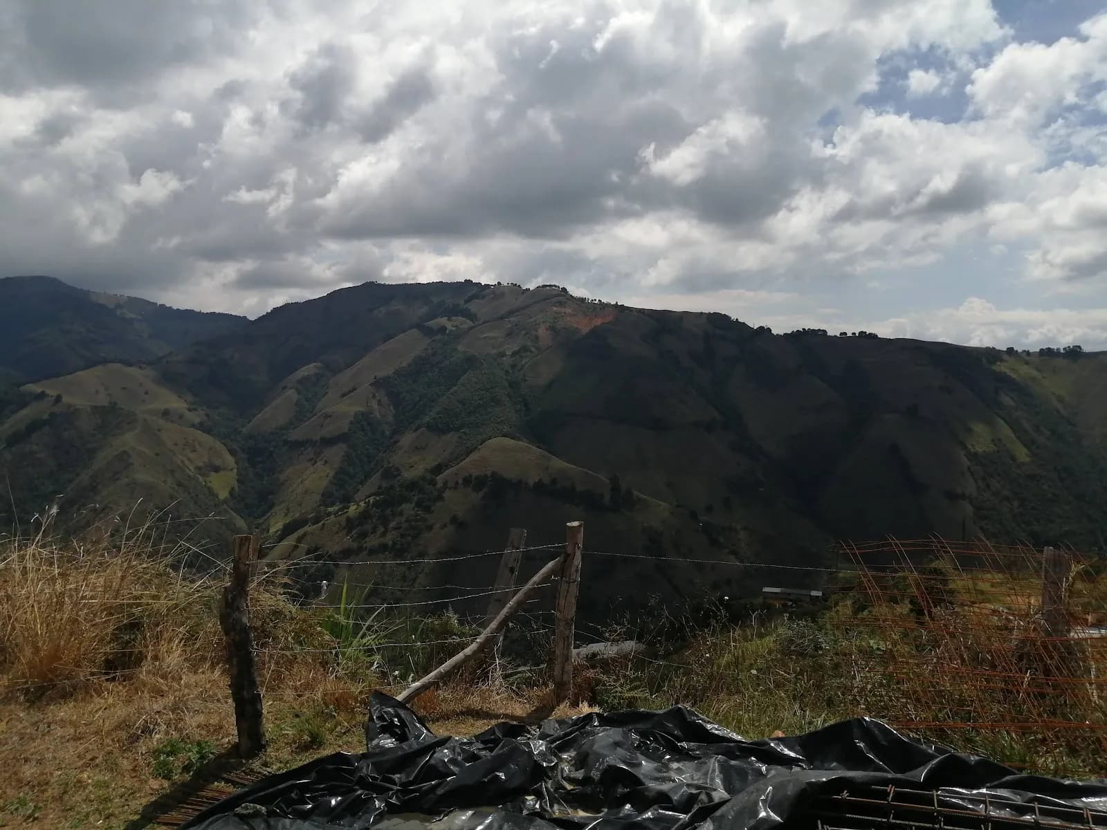 Cerro de las Tres Cruces, MEDELLÍN, ANTIOQUIA